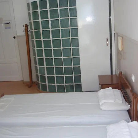 Argo Hotel